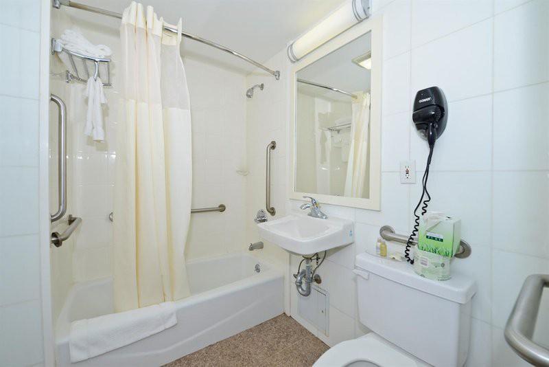 East New York Inn מראה חיצוני תמונה